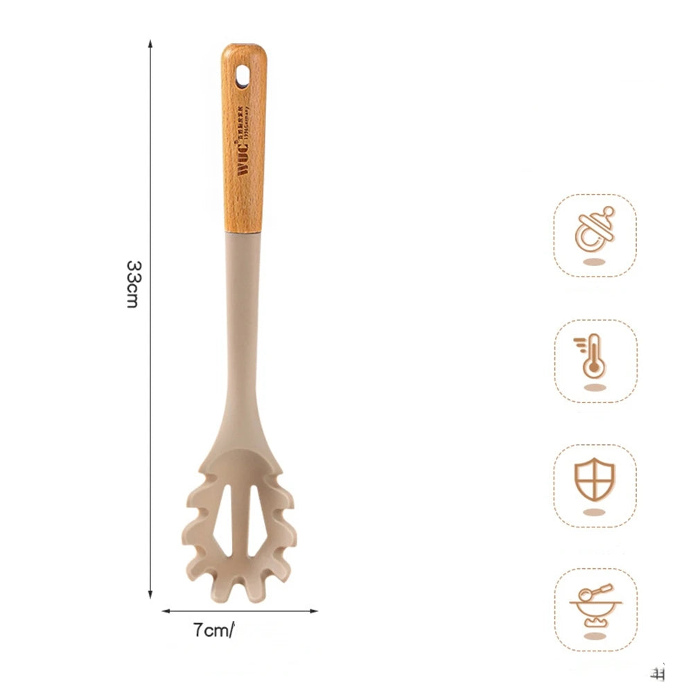 Utensilios em Silicone e Madeira